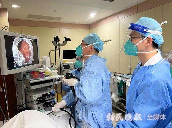 内镜竟可以治疗这么多病，连外国人也专程飞来上海治疗