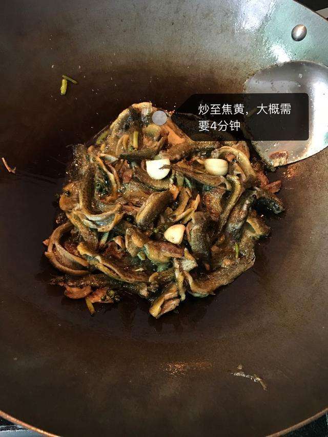 泥鳅炖豆腐男人吃了…女人吃了…