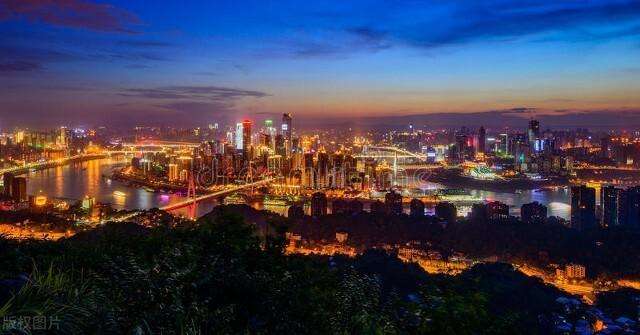 超越深圳已成定局，重庆有望重塑城市排名