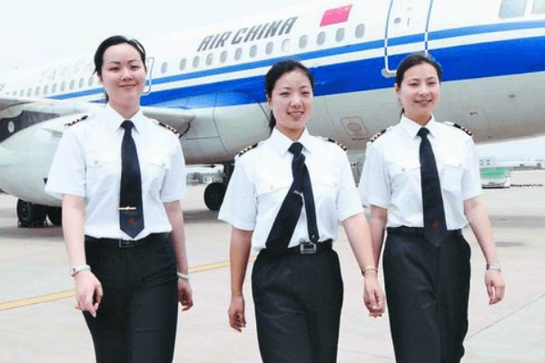 中国最年轻的女机长是哪里人