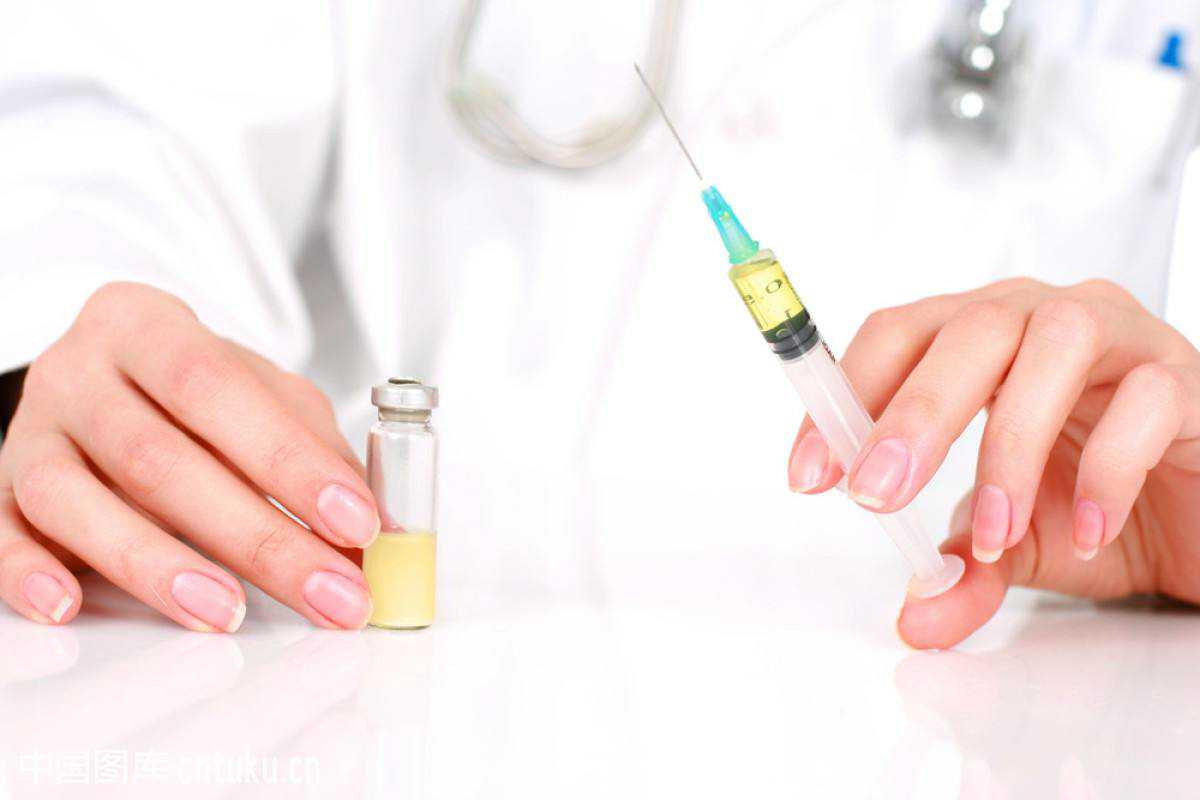 疫苗可以使人体产生什么