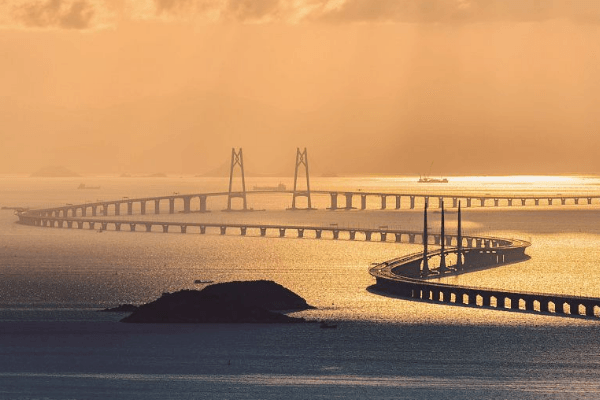 世界最长的跨海大桥全长36公里