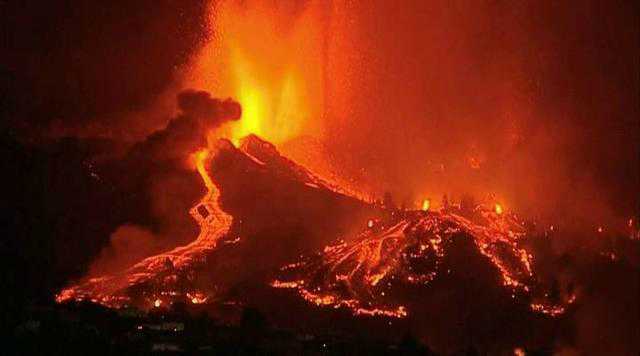 汤加火山喷发导致一座新岛屿的诞生