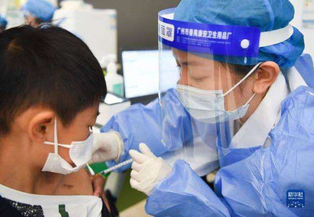 北京西安发现奥密克戎BA.5 专家：外防输入是重中之重 疫苗仍是有效手段
